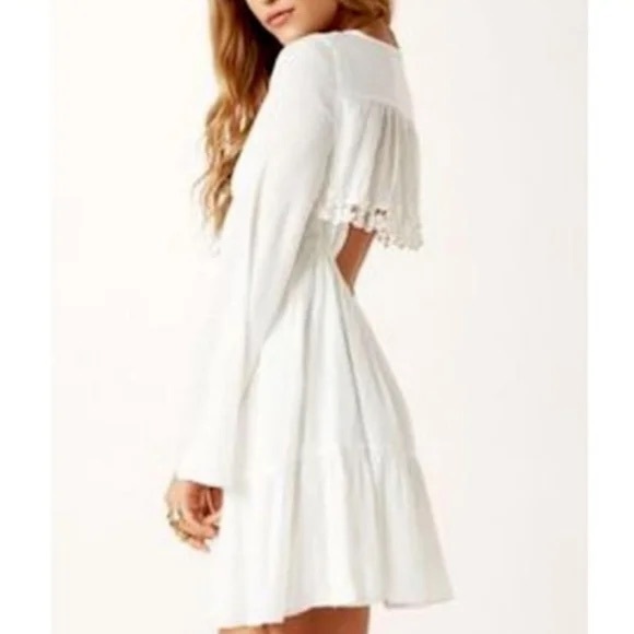 Free People - Crochet Edged Plunging Neckline - Open Back - Flare Sleeved Dress - Picture 3 of 11